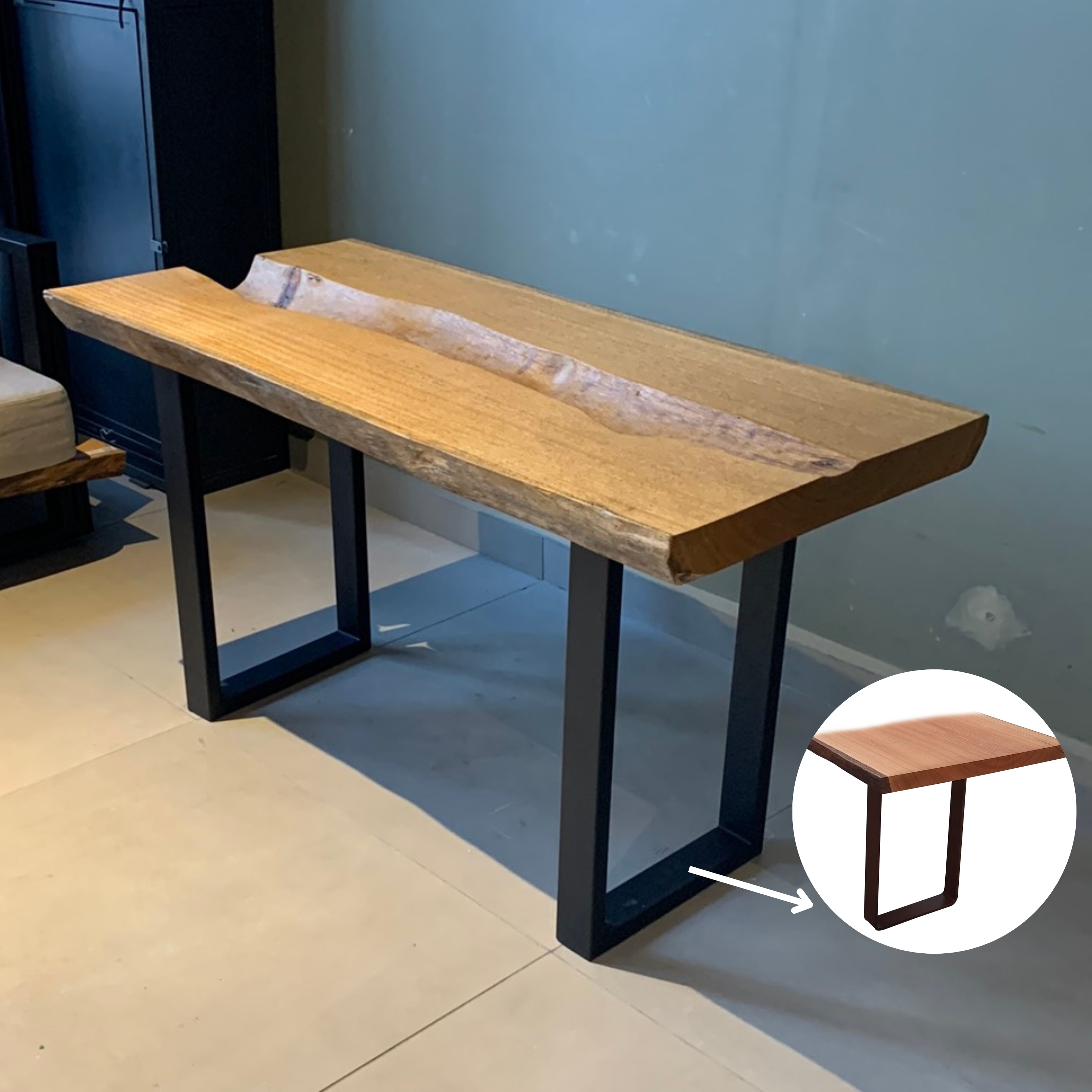 Mesa Madeira Maciça - 67 x 140 cm