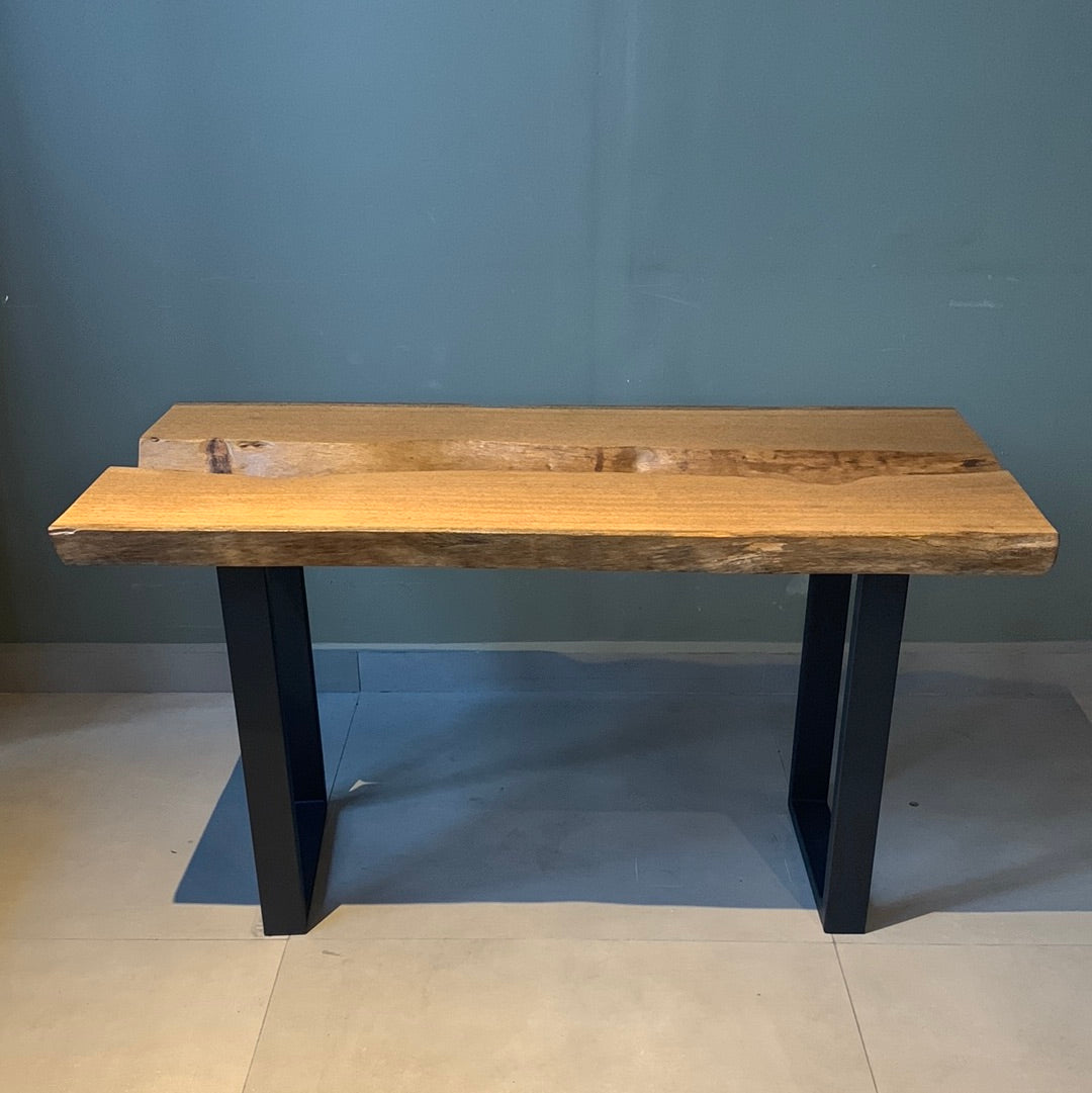 Mesa Madeira Maciça - 67 x 140 cm