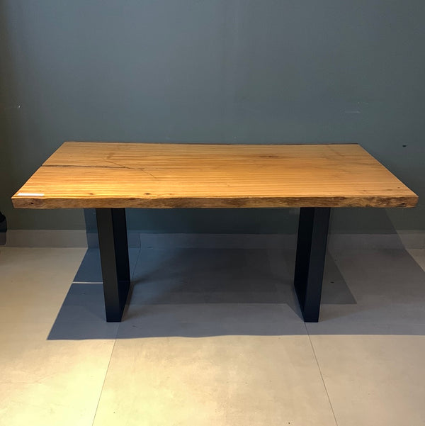 Mesa Madeira Maciça - 97 x 160 cm
