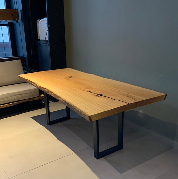 Mesa Madeira Maciça - 104 x 200 cm