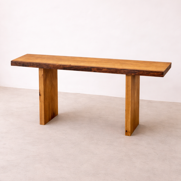 Aparador madeira maciça linha nature ArboREAL pronta entrega, perfeito para ambientes sofisticados.