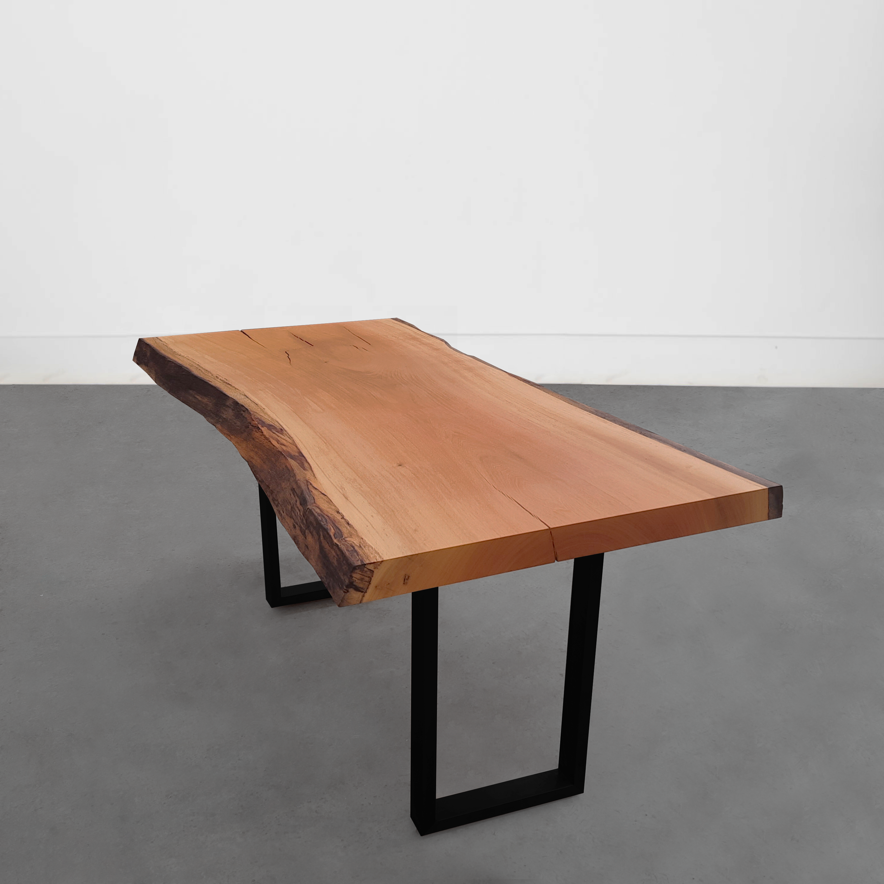 mesa de jantar de madeira maciça