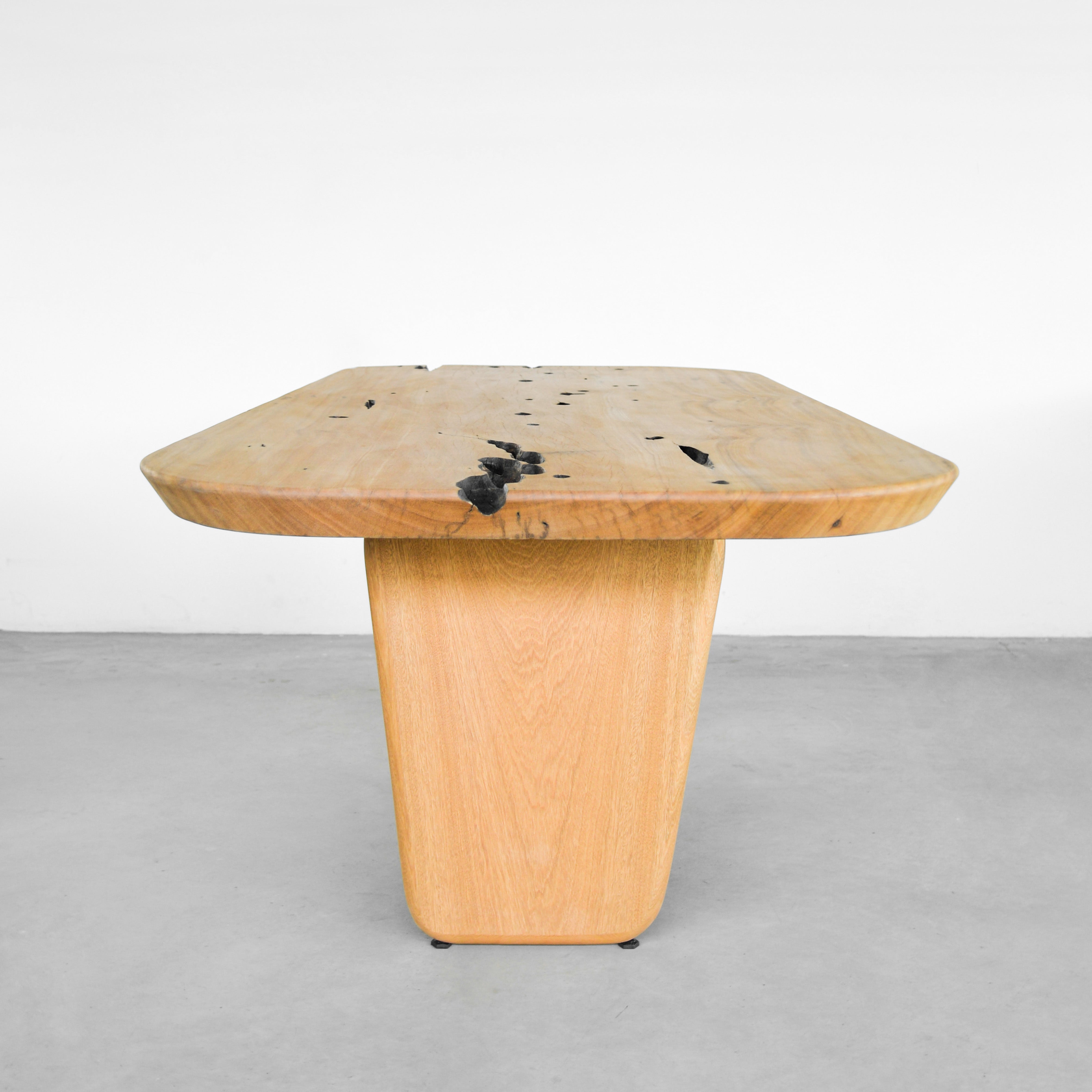 Mesa Trapezium - 108 x 200 cm