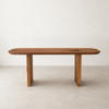 Mesa orgânica ArboREAL linha clean 180x45 cm para 6 lugares, pronta entrega, ideal para ambientes elegantes e modernos.