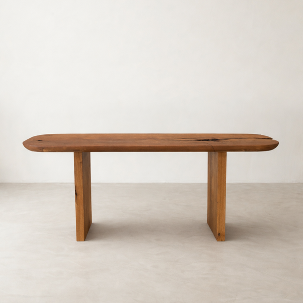 Mesa orgânica ArboREAL linha clean 180x45 cm para 6 lugares, pronta entrega, ideal para ambientes elegantes e modernos.
