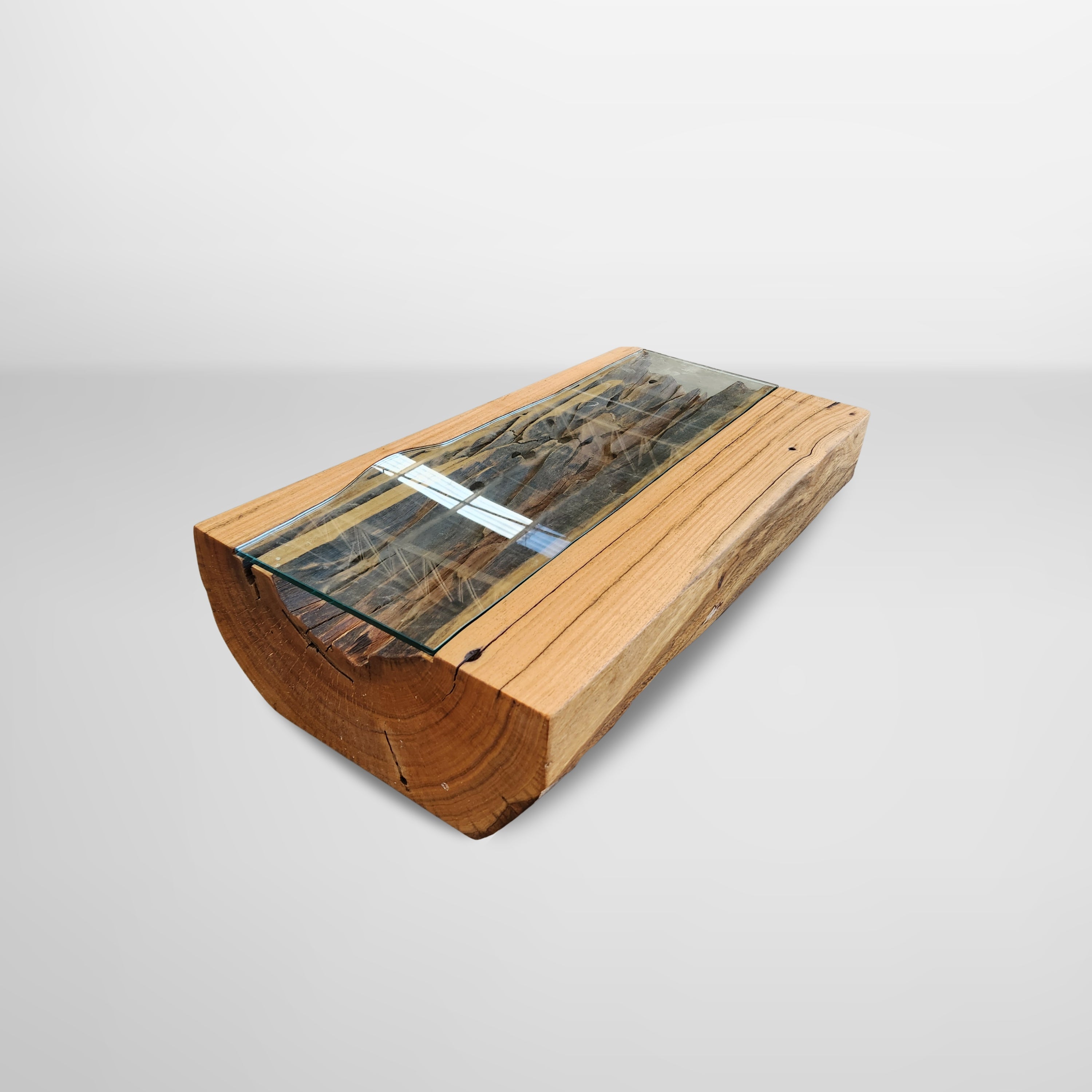 mesa de centro rustica com vidro organico pronta entrega arboreal
