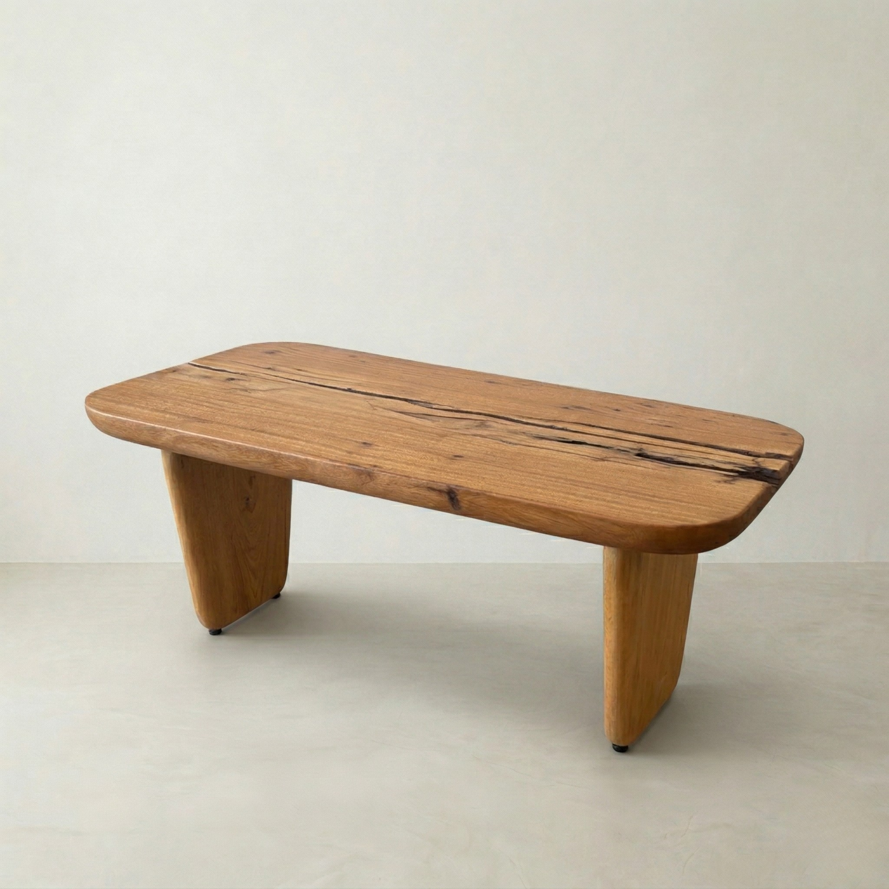 Mesa de jantar orgânica linha clean ArboREAL 160x80 cm, pronta entrega, perfeita para ambientes sofisticados.