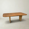 Mesa de jantar orgânica linha clean ArboREAL, 200x113 cm em madeira maciça, pronta entrega, perfeita para salas sofisticadas, até 8 lugares.