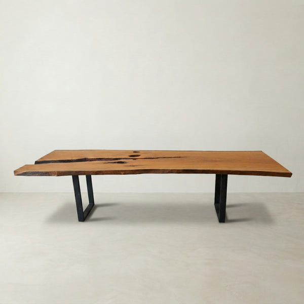 Mesa orgânica linha rústica ArboREAL, em madeira maciça 300x105 cm, pronta entrega, ideal para salas amplas, até 12 lugares.