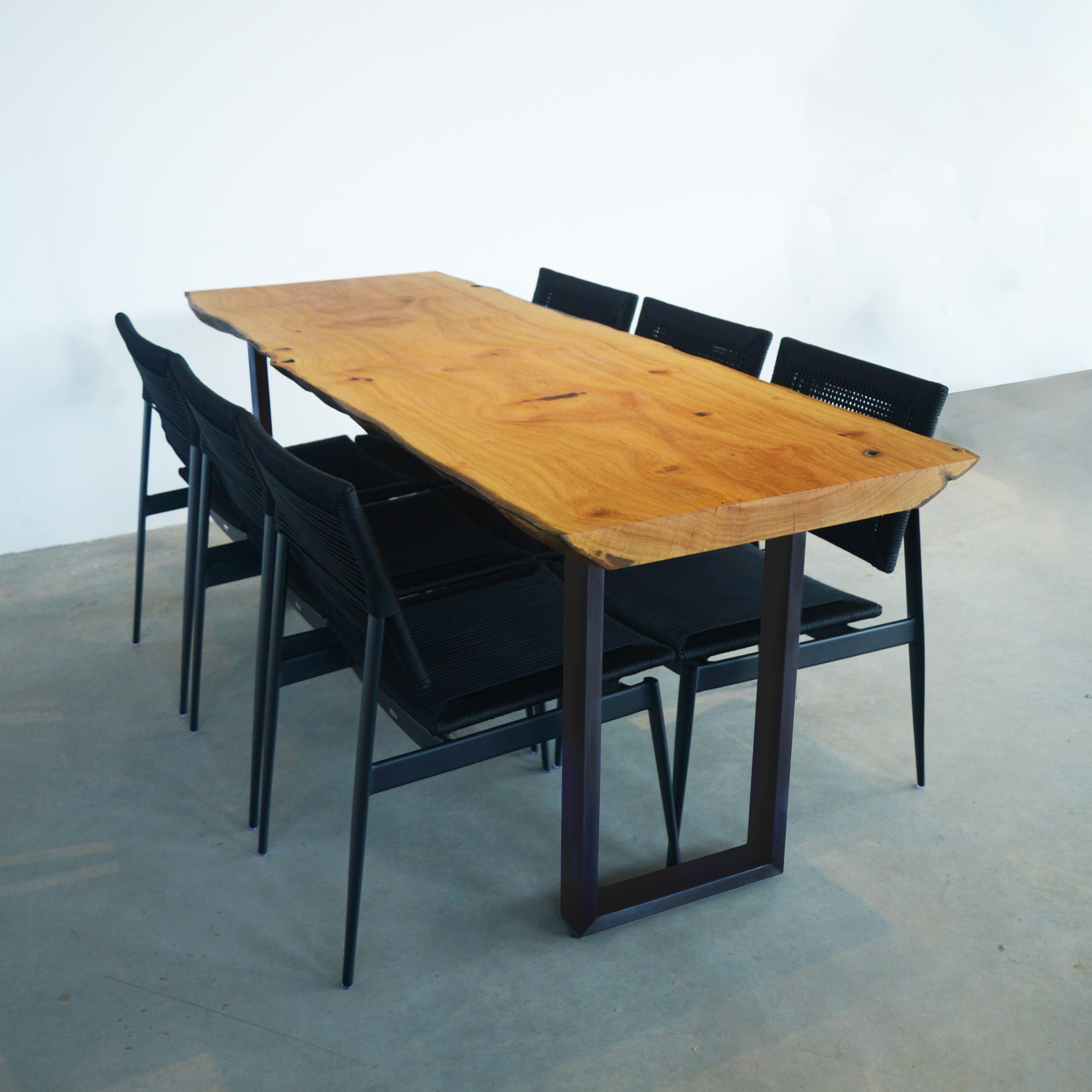 conjunto mesa madeira alto padrão 6 lugares